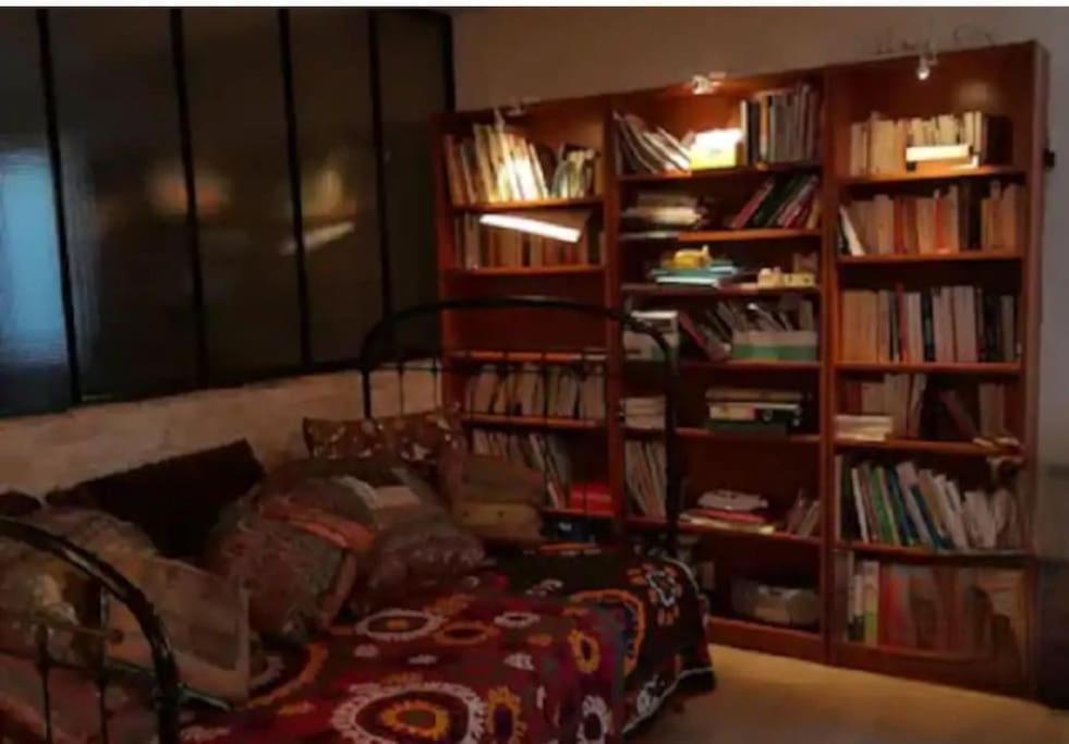 Appartement Duplex, Piano, Billard, Ping-pong, Jardin