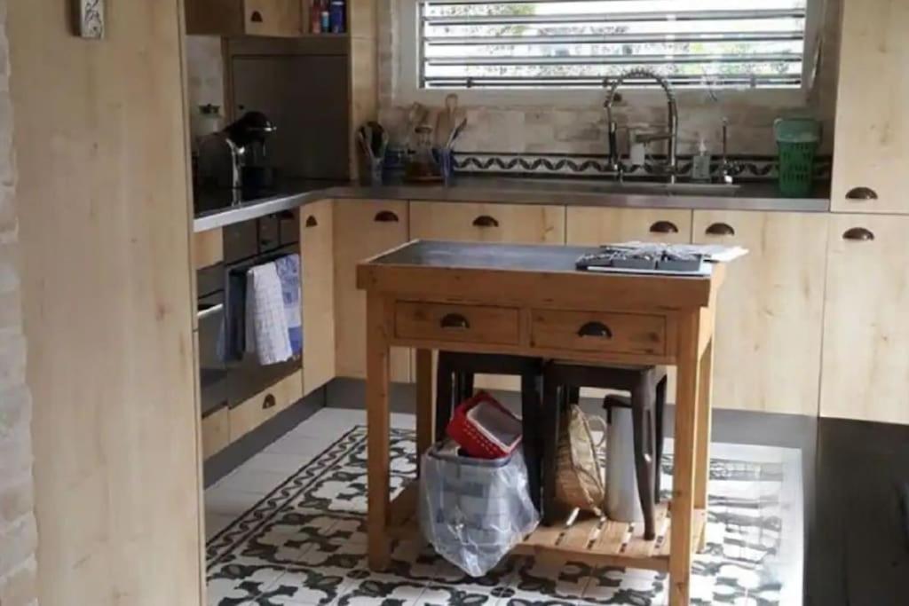 Appartement Duplex, Piano, Billard, Ping-pong, Jardin *